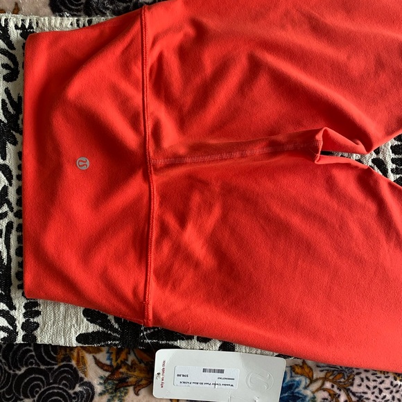 Lululemon wunder-under high rise leggings - Picture 3 of 6